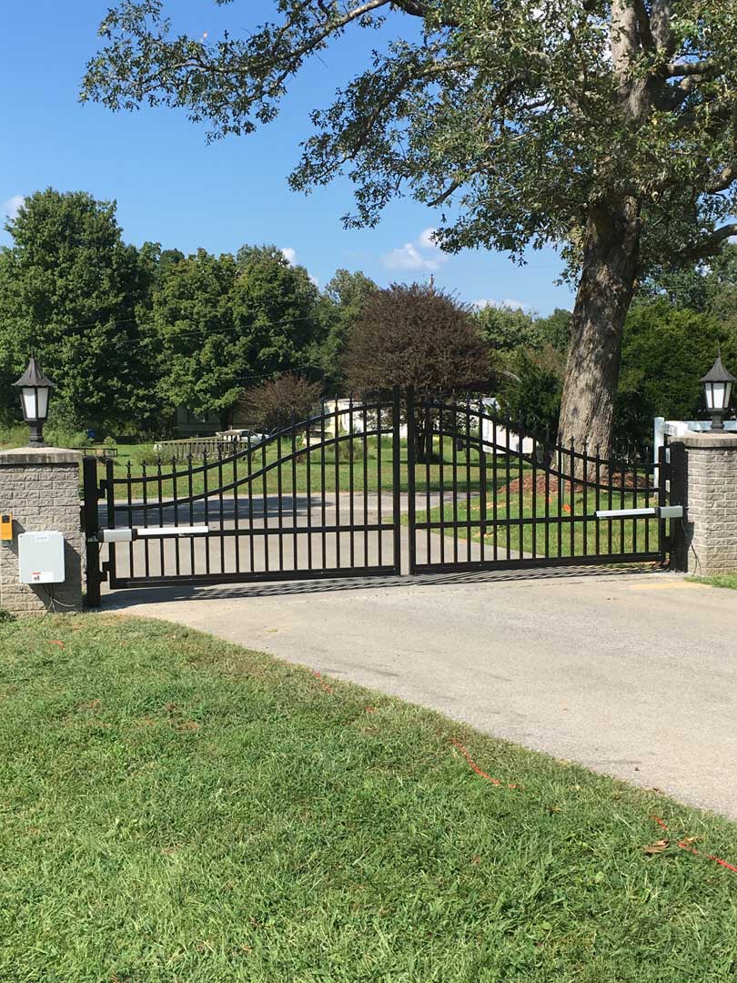 Quality Fence Company, LLC Professional Fencing in Bowling Green, KY